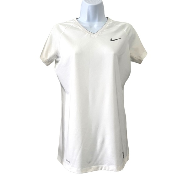 white nike v neck t shirt womens